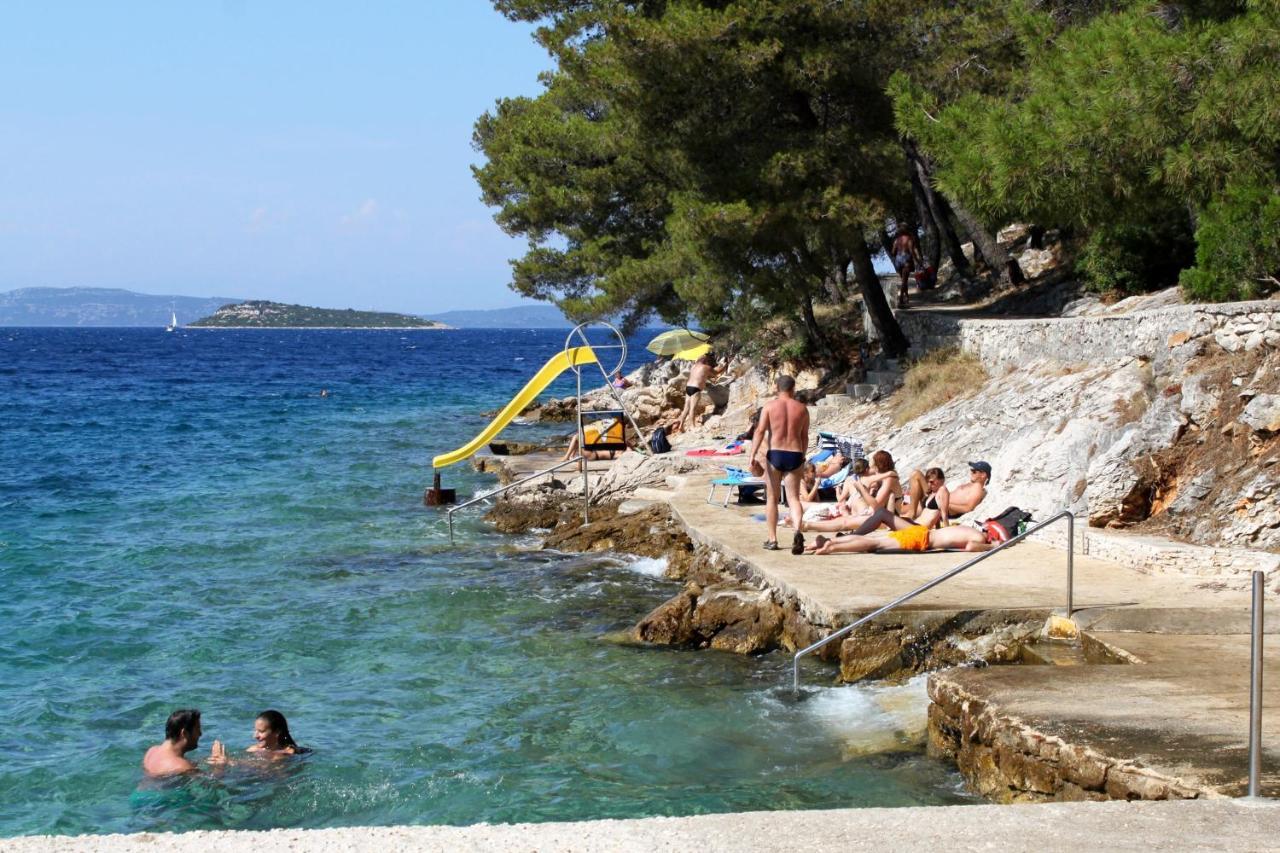 Apartments By The Sea Sali, Dugi Otok - 8110 Kültér fotó