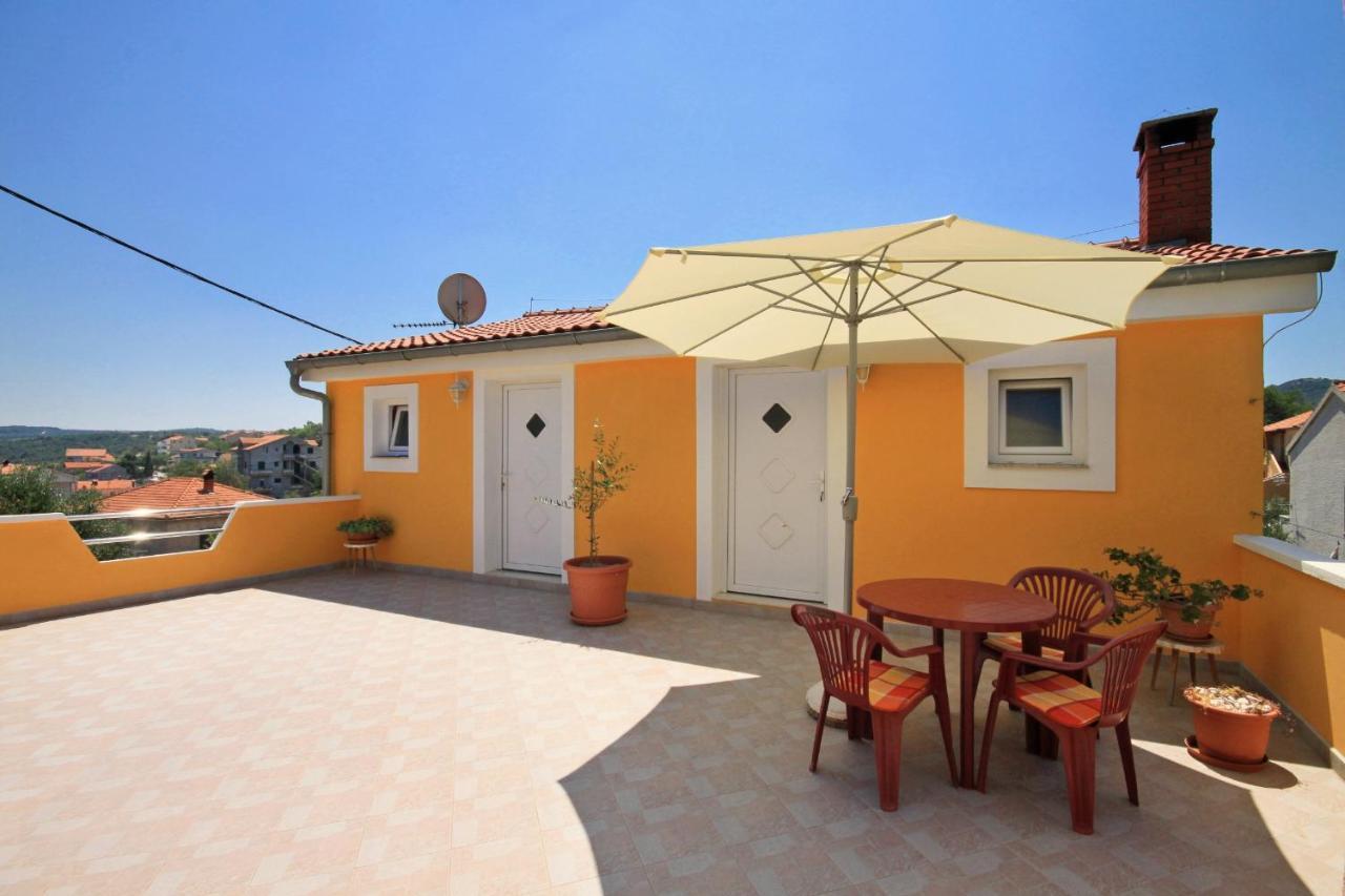 Apartments By The Sea Sali, Dugi Otok - 8110 Kültér fotó