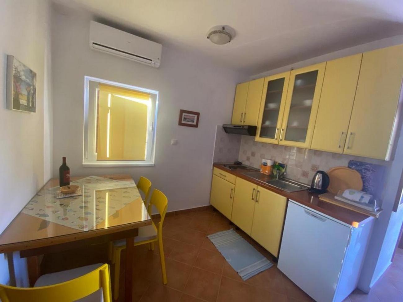 Apartments By The Sea Sali, Dugi Otok - 8110 Kültér fotó